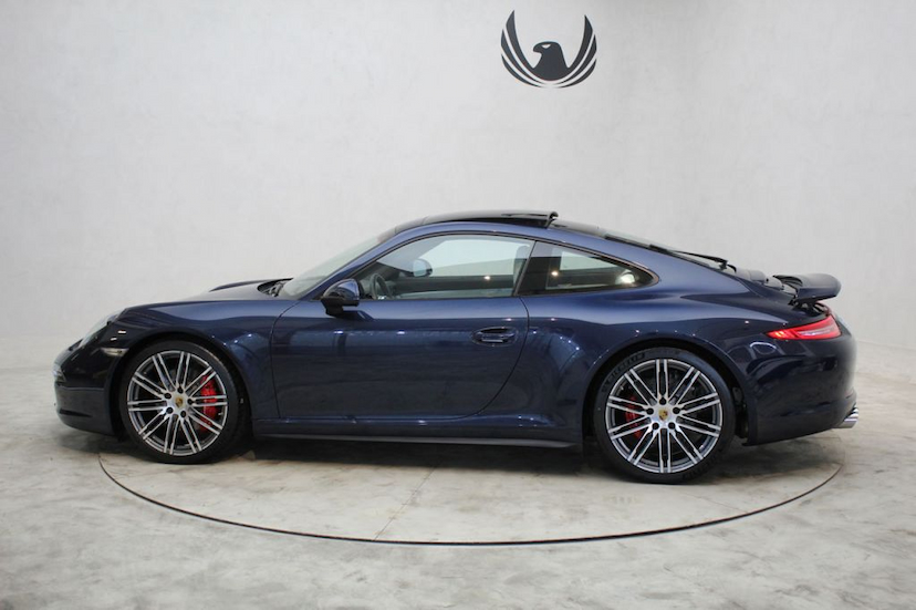Foto do veículo PORSCHE  911 CARRERA 4S 2015 12.570 KM 569.000,00
