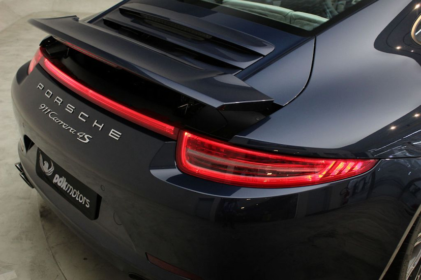 Foto do veículo PORSCHE  911 CARRERA 4S 2015 12.570 KM 569.000,00