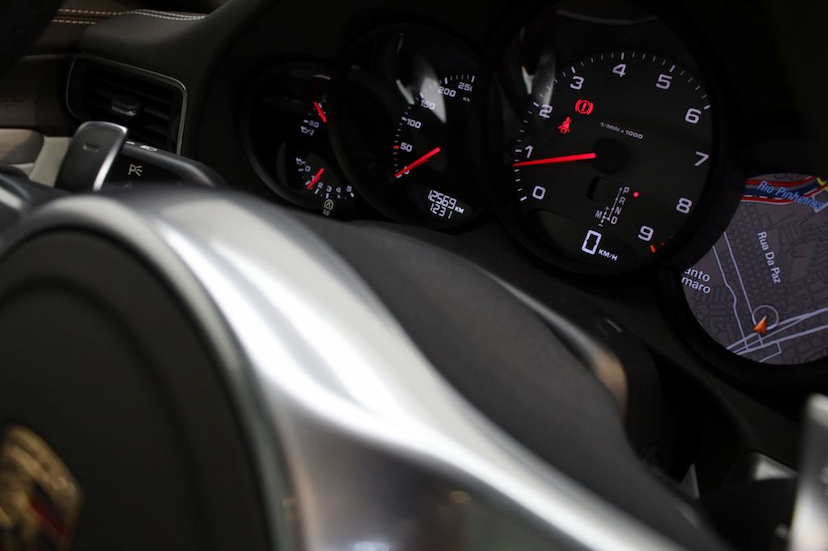 Foto do veículo PORSCHE  911 CARRERA 4S 2015 12.570 KM 569.000,00