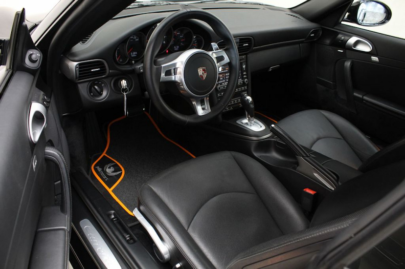 Foto do veículo PORSCHE  911 CARRERA 2009 31.305 KM 319.000,00