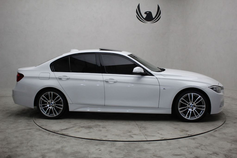 Foto do veículo BMW  320I M SPORT GP 2018 27.061 KM 139.900,00