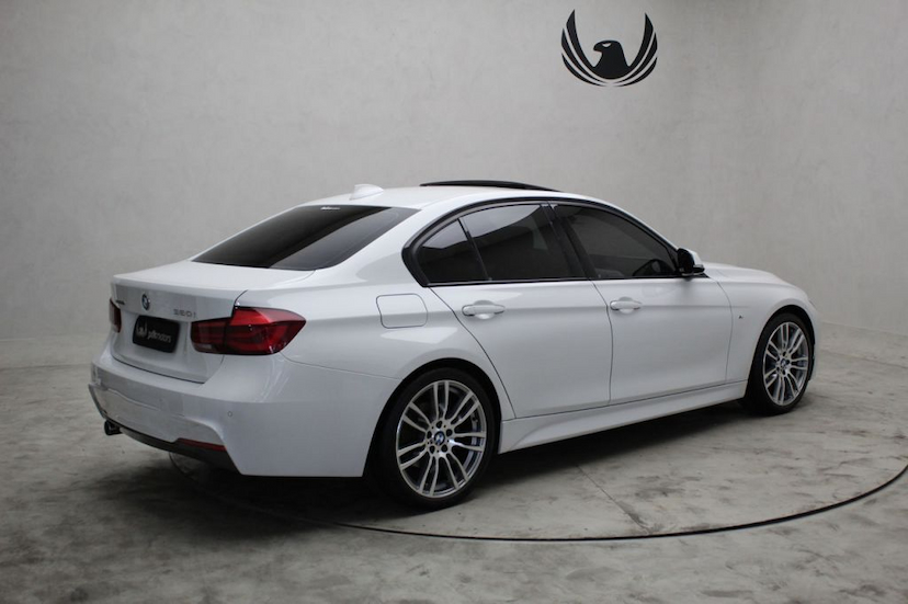 Foto do veículo BMW  320I M SPORT GP 2018 27.061 KM 139.900,00