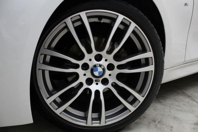 Foto do veículo BMW  320I M SPORT GP 2018 27.061 KM 139.900,00