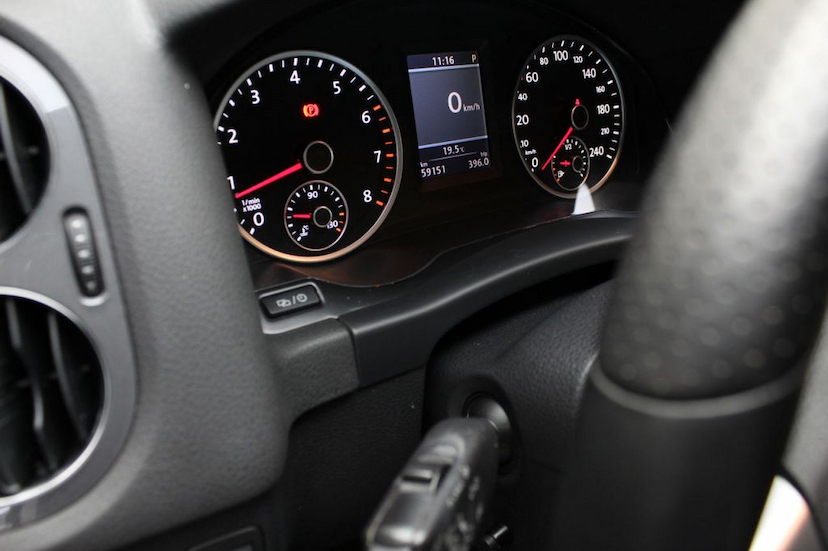 Foto do veículo VOLKSWAGEN  TIGUAN 2.0 R-LINE 2013 59.160 KM 69.900,00