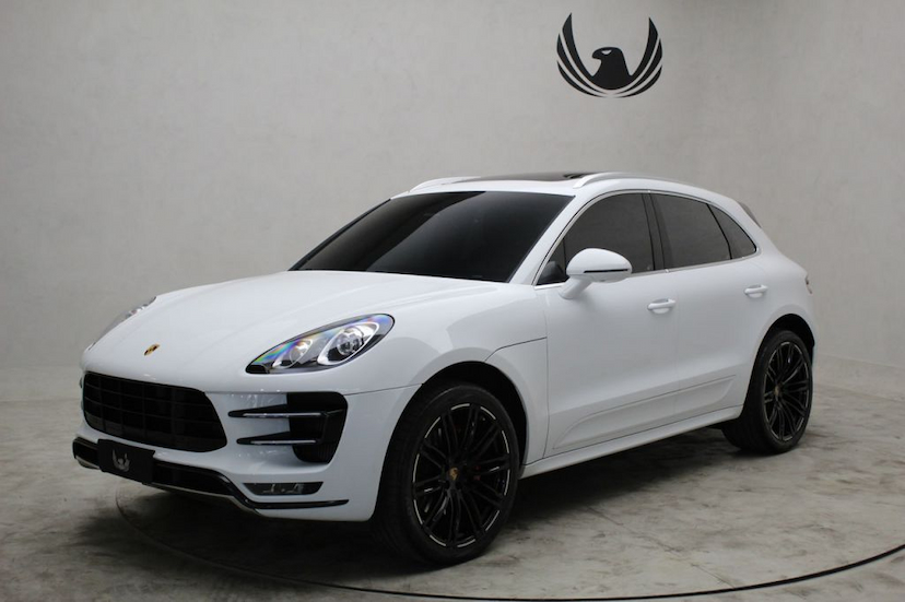 Foto do veículo PORSCHE  MACAN TURBO 2015 36.053 KM 285.000,00