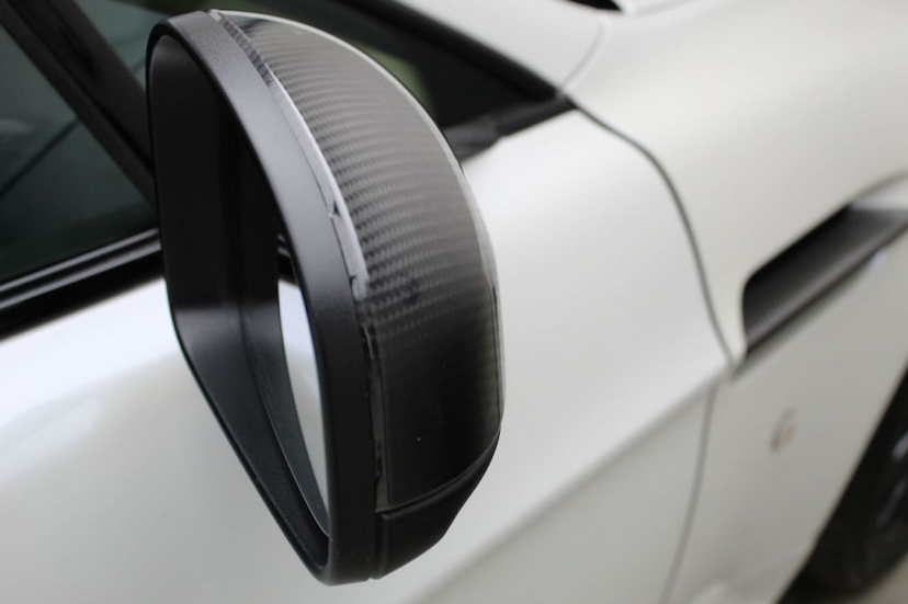 Foto do veículo ASTON MARTIN  VANTAGE S 2012 20.823 KM 399.000,00