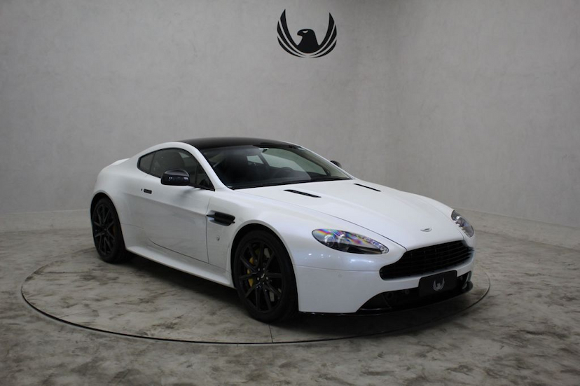 Foto do veículo ASTON MARTIN  VANTAGE S 2012 20.823 KM 399.000,00