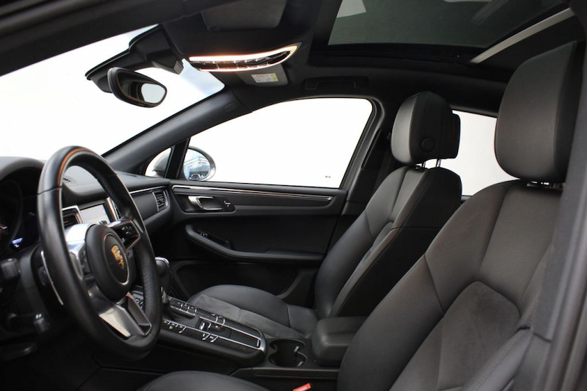 Foto do veículo PORSCHE  MACAN 2015 45.330 KM 245.000,00