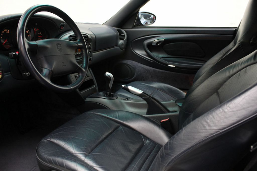Foto do veículo PORSCHE  911 CARRERA 1998 57.226 KM 189.000,00