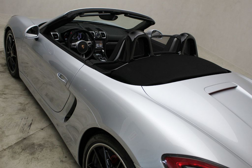 Foto do veículo PORSCHE  BOXSTER GTS 2015 19.460 KM 389.000,00