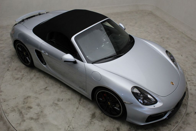 Foto do veículo PORSCHE  BOXSTER GTS 2015 19.460 KM 389.000,00