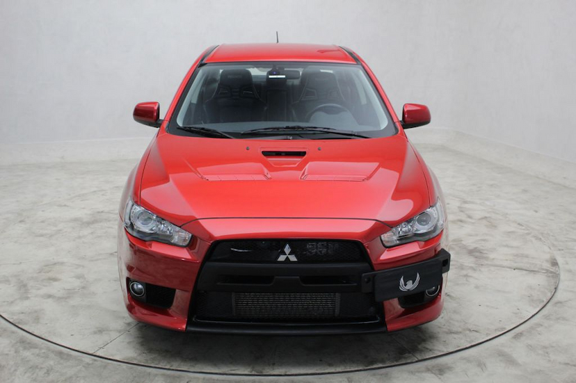 Foto do veículo MITSUBISHI  LANCER EVOLUTION X 2014 29.860 KM 135.000,00