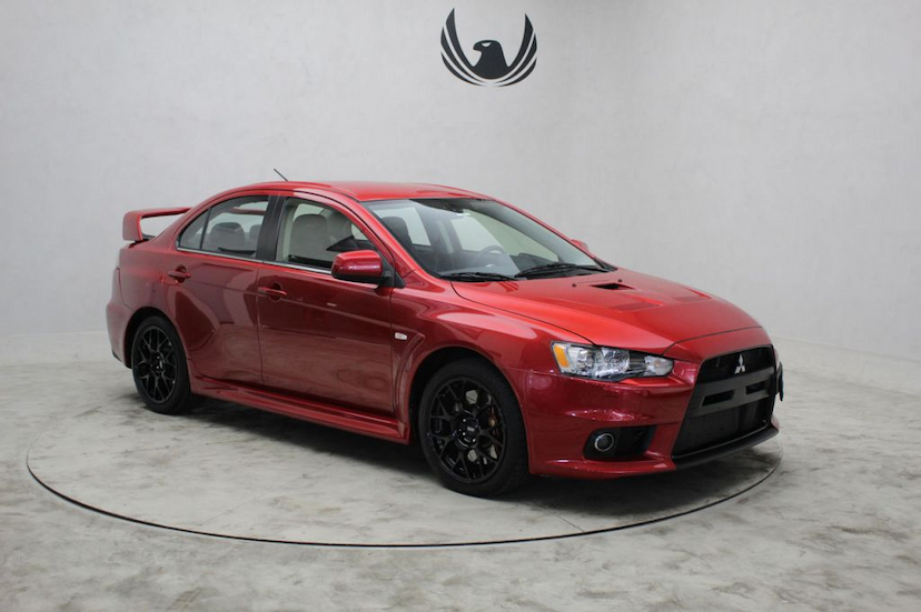 Foto do veículo MITSUBISHI  LANCER EVOLUTION X 2014 29.860 KM 135.000,00