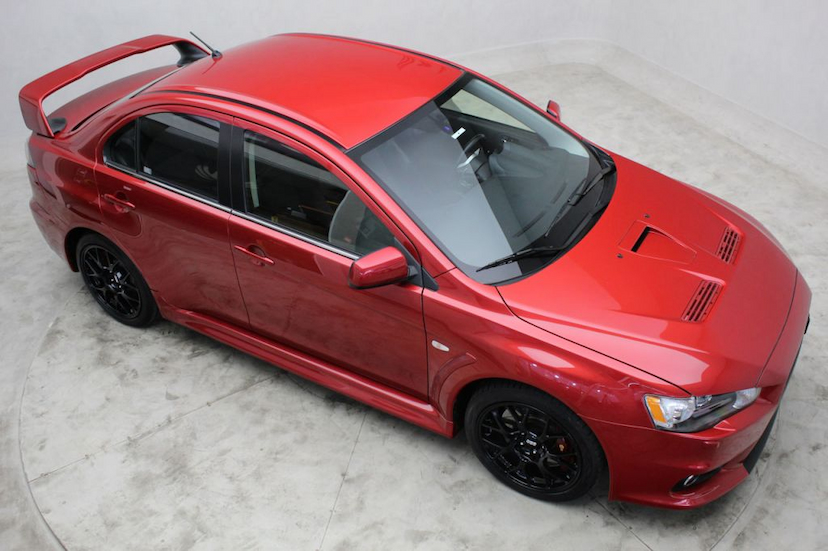 Foto do veículo MITSUBISHI  LANCER EVOLUTION X 2014 29.860 KM 135.000,00