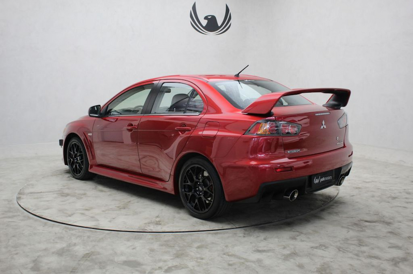 Foto do veículo MITSUBISHI  LANCER EVOLUTION X 2014 29.860 KM 135.000,00