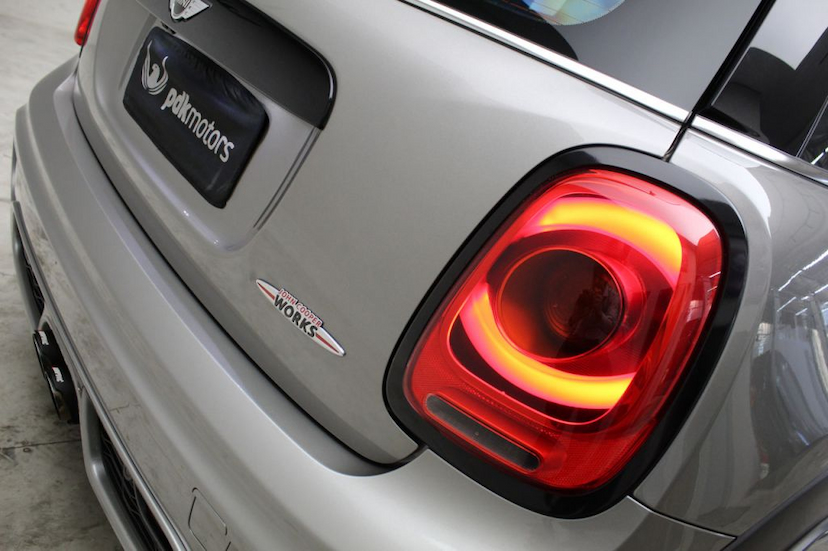 Foto do veículo MINI  COOPER JCW 2P 2017 17.000 KM 125.000,00