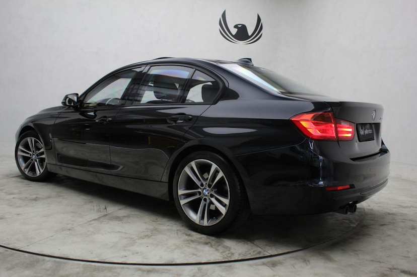 Foto do veículo BMW  328I SPORT GP 2014 55.301 KM 102.900,00