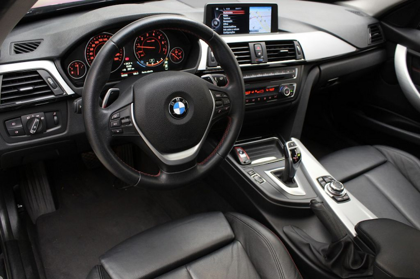 Foto do veículo BMW  328I SPORT GP 2014 55.301 KM 102.900,00