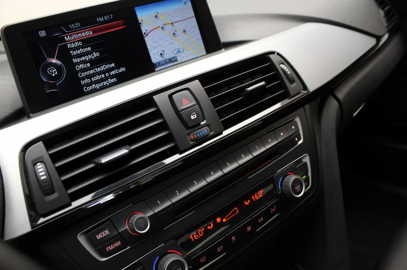 Foto do veículo BMW  328I SPORT GP 2014 55.301 KM 102.900,00