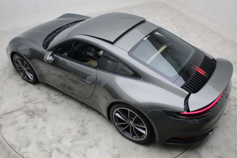 Foto do veículo PORSCHE  911 CARRERA 2020 1.077 KM 659.000,00