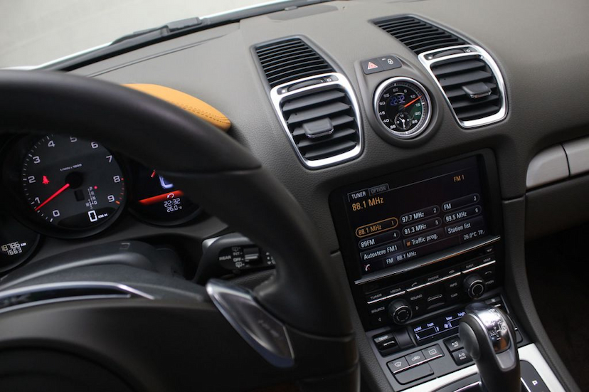 Foto do veículo PORSCHE  CAYMAN S 2014 21.855 KM 325.000,00