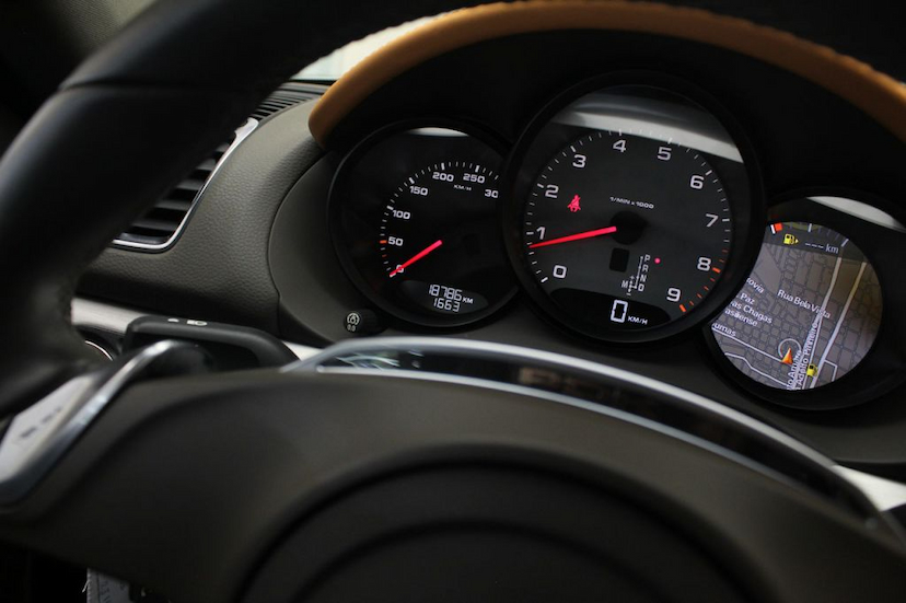 Foto do veículo PORSCHE  CAYMAN S 2014 21.855 KM 325.000,00