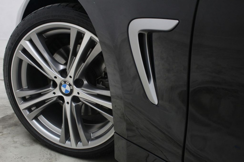 Foto do veículo BMW  428I CABRIOLET 2015 29.240 KM 159.000,00