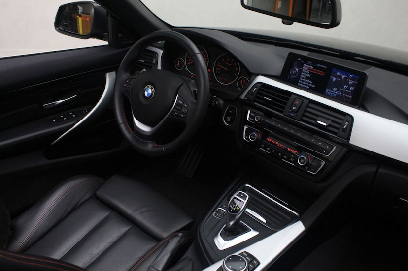 Foto do veículo BMW  428I CABRIOLET 2015 29.240 KM 159.000,00