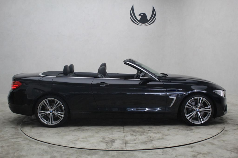 Foto do veículo BMW  428I CABRIOLET 2015 29.240 KM 159.000,00