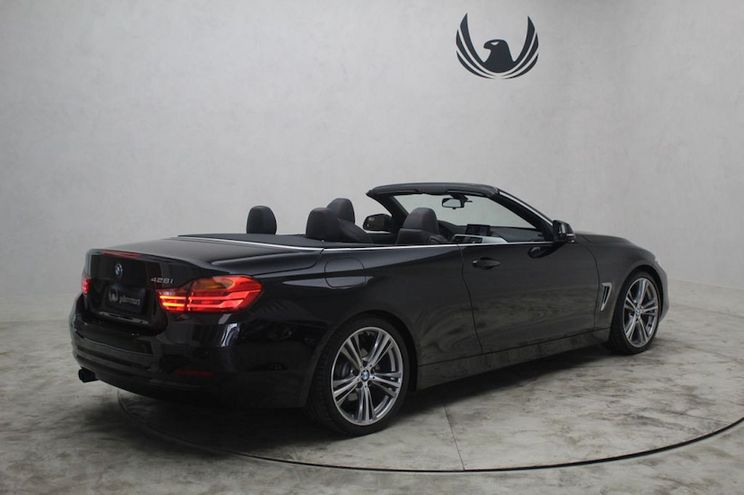 Foto do veículo BMW  428I CABRIOLET 2015 29.240 KM 159.000,00
