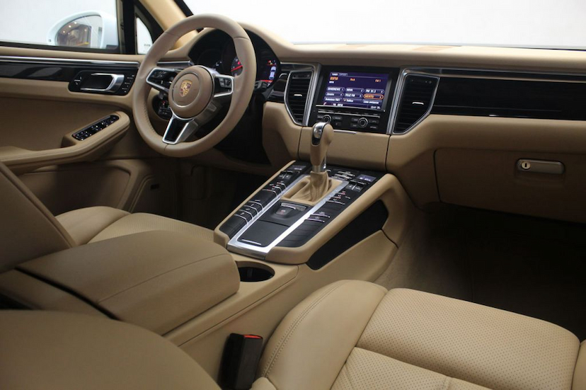 Foto do veículo PORSCHE  MACAN S 2015 60.017 KM 289.000,00