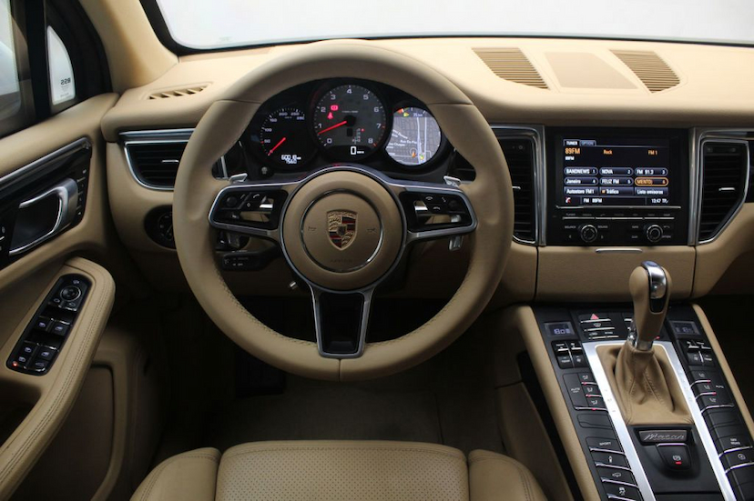 Foto do veículo PORSCHE  MACAN S 2015 60.017 KM 289.000,00