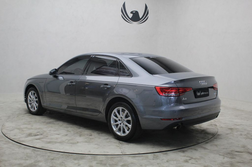 Foto do veículo AUDI  A4 ATTRACTION 2018 27.025 KM 112.000,00