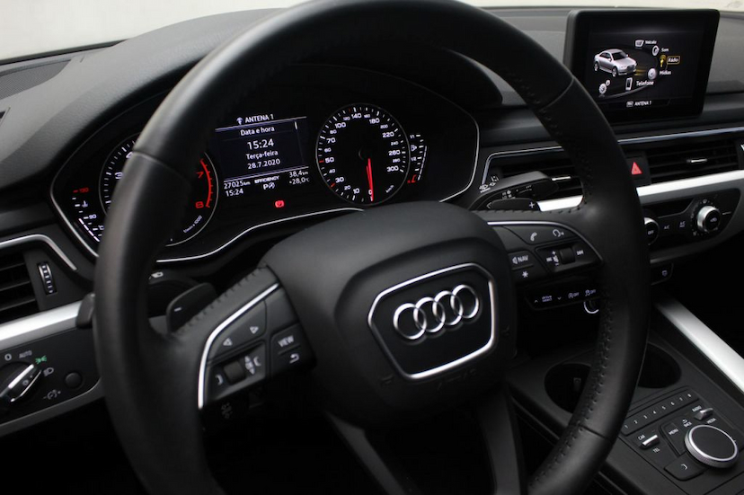 Foto do veículo AUDI  A4 ATTRACTION 2018 27.025 KM 112.000,00