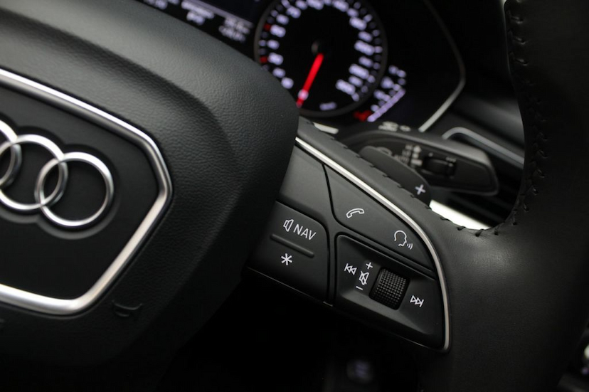 Foto do veículo AUDI  A4 ATTRACTION 2018 27.025 KM 112.000,00