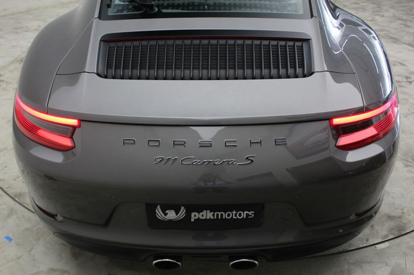 Foto do veículo PORSCHE  911 CARRERA S 2017 10.117 KM 555.000,00