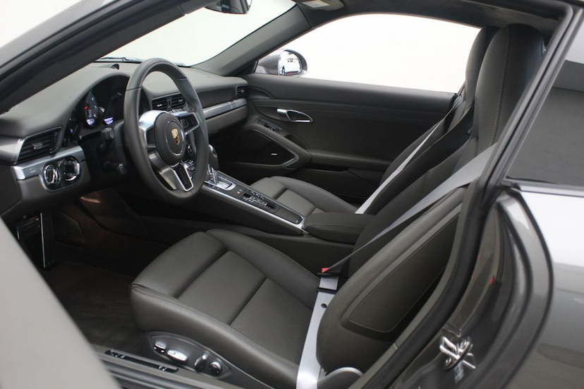Foto do veículo PORSCHE  911 CARRERA S 2017 10.117 KM 555.000,00