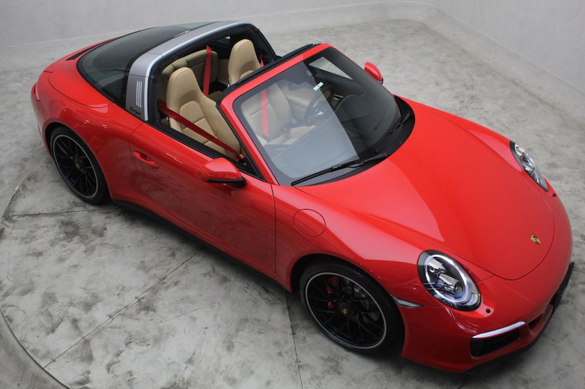 Foto do veículo PORSCHE  911 TARGA 4 GTS 2019 3.582 KM 869.000,00