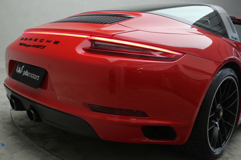 Foto do veículo PORSCHE  911 TARGA 4 GTS 2019 3.582 KM 869.000,00