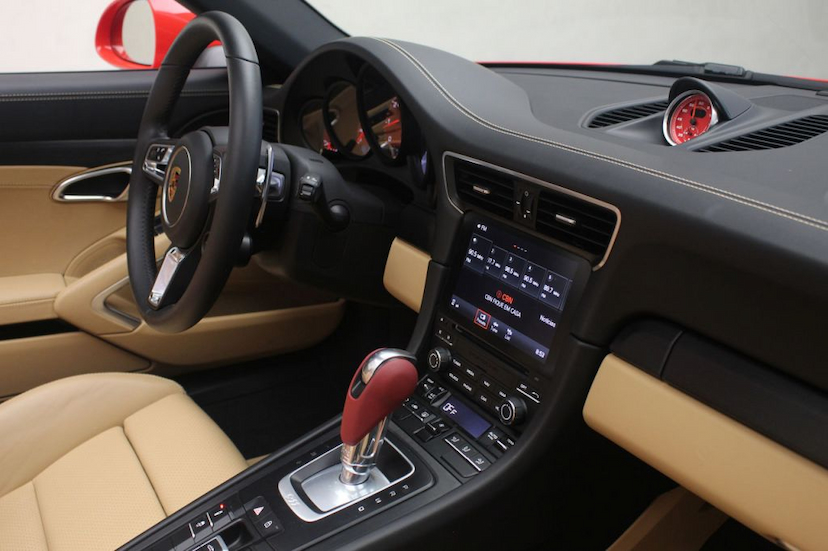 Foto do veículo PORSCHE  911 TARGA 4 GTS 2019 3.582 KM 869.000,00