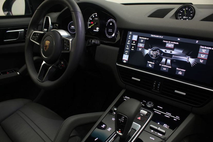Foto do veículo PORSCHE CAYENNE CAYENNE E-HYBRID 2020 8.000 KM 620.000,00