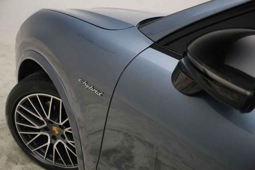 Foto do veículo PORSCHE CAYENNE CAYENNE E-HYBRID 2020 8.000 KM 620.000,00