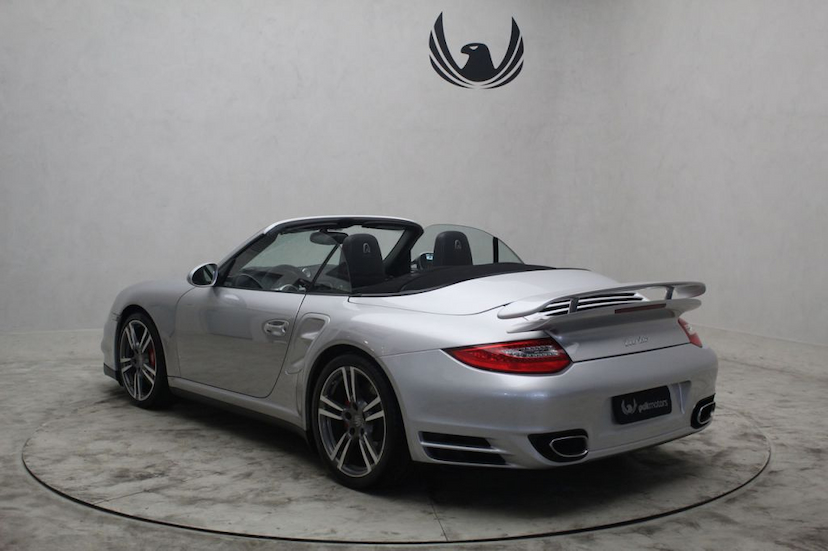 Foto do veículo PORSCHE  911 TURBO CABRIOLET 2010 27.238 KM 599.000,00