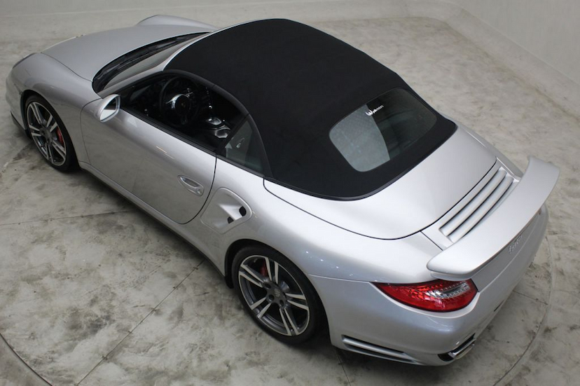 Foto do veículo PORSCHE  911 TURBO CABRIOLET 2010 27.238 KM 599.000,00