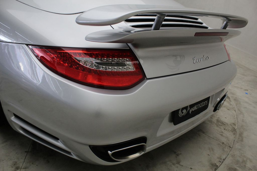 Foto do veículo PORSCHE  911 TURBO CABRIOLET 2010 27.238 KM 599.000,00