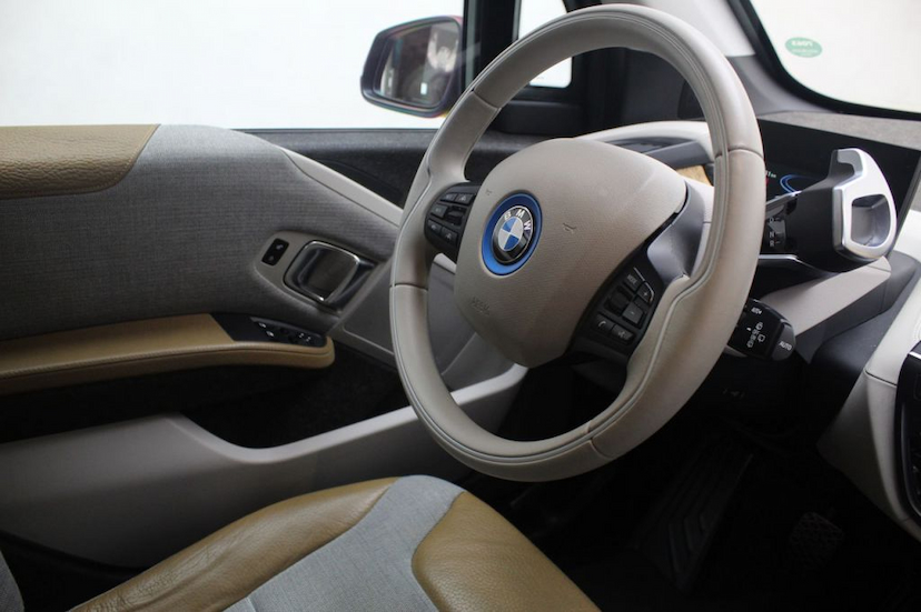 Foto do veículo BMW I30 I3 FULL REX 2015 32.135 KM 189.000,00