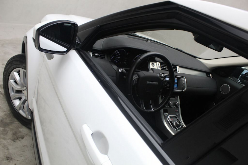 Foto do veículo LAND ROVER RANGE ROVER EVOQUE PURE 2015 45.487 KM 115.000,00