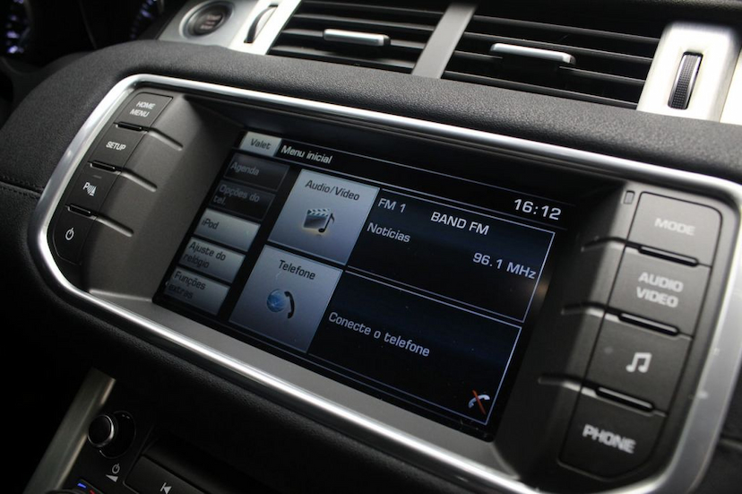 Foto do veículo LAND ROVER RANGE ROVER EVOQUE PURE 2015 45.487 KM 115.000,00