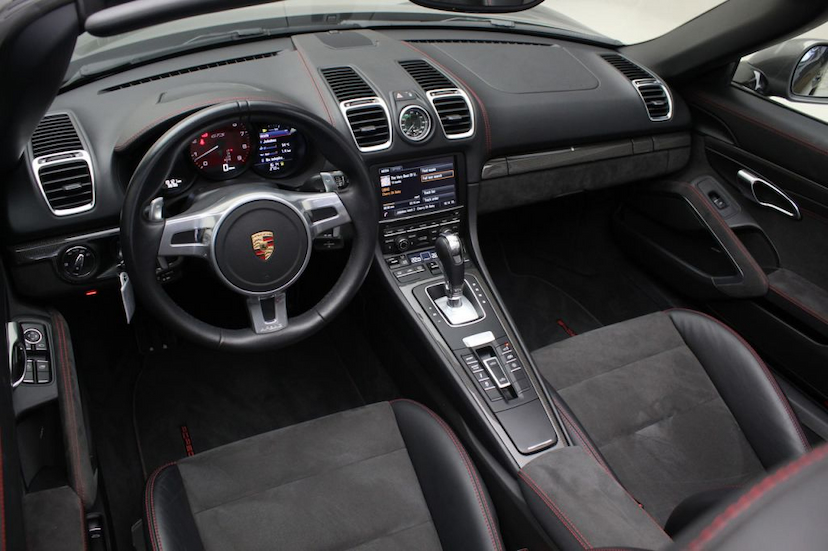 Foto do veículo PORSCHE  BOXSTER GTS 2015 20.126 KM 389.000,00