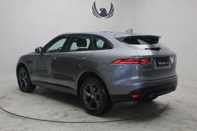 Foto do veículo JAGUAR  F PACE PRESTIGE 2018 34.200 KM 219.000,00